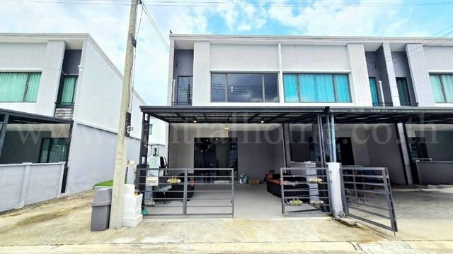 ทาวน์โฮม 2 ชั้น พลีโน่ ติวานนท์ บางกะดี หลังริม ทำเลดี ปทุมธานี เฟอร์นิเจอร์บางส่วน