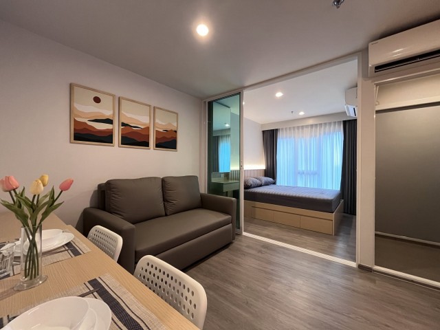 Regent Home Bangna 23rd Floor Fully Furnished Pool View Near BTS Bang Na
