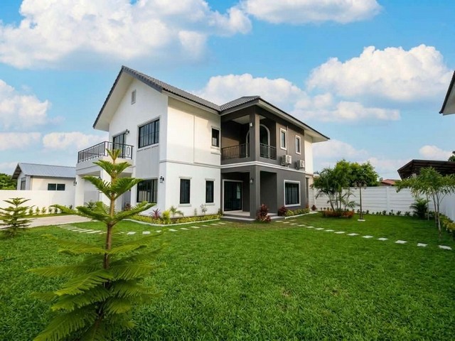 บ้านเดี่ยว 2 ชั้น วิวสวย พื้นที่เยอะ เฟอร์นิเจอร์ครบ แม่ริม