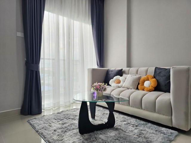 Condo CC2 ซอยเขาน้อยบุญสัมพันธ์ พัทยากลาง  เฟอร์นิเจอร์เครื่องใช้ไฟฟ้าครบ