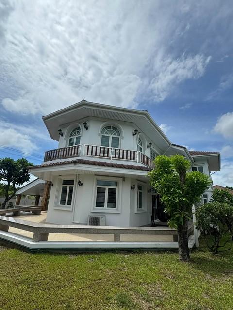ให้เช่า บ้านเดี่ยว 4 ห้องนอนใหญ่ ซอยสุขุมวิท 107 แบริ่ง ใกล้โรงเรียน Bangkok Patana