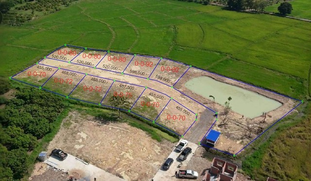 ขายที่ดินเปล่าแบ่งแปลง 70-92ตรว. เริ่ม 455,000บ. ฟรีโอน ถมดินแล้ว น้ำประปา ไฟฟ้า ถนนคอนกรีต ใกล้บ้านถวาย ต.ขุนคง อ.หางดง เชียงใหม่