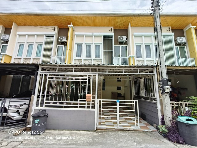 TOWNHOME โกลเด้นทาวน์2 พระราม2 พื้นที่เท่ากับ 19 ตรว. 0 งาน 0 RAI 2390000 บาท. ใกล้กับ วัดพันท้ายนรสิงห์ ราคา ดี