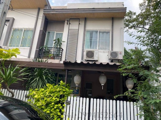 ทาวน์เฮ้าส์ กัสโต้ ปิ่นเกล้า-จรัญสนิทวงศ์ 2590000 บาท. 4 BEDROOM 2 Bathroom 19 sq.wa ใกล้ ใกล้รถไฟฟ้า-สถานีบางบำหรุ โครตถูก! หลังริม แต่งสวย พร้อมอยู่ ขายถูกสุดในโครงการ
