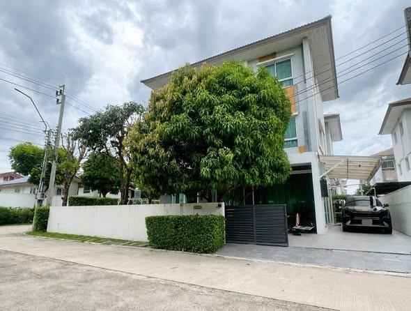 ขายบ้านเดี่ยว 3 ชั้น 320 ตร.ม. โครงการ คาซ่า แกรนด์ สุขาภิบาล 5 ใกล้ รพ.สายไหม