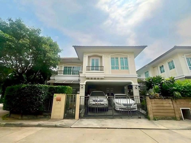 ขายด่วน บ้านเดี่ยว หมู่บ้านภัสสร เพลสทีจ อ่อนนุช ถนนเฉลิมพระเกียรติ ร.9 ซอย 87  โทร 0951642956