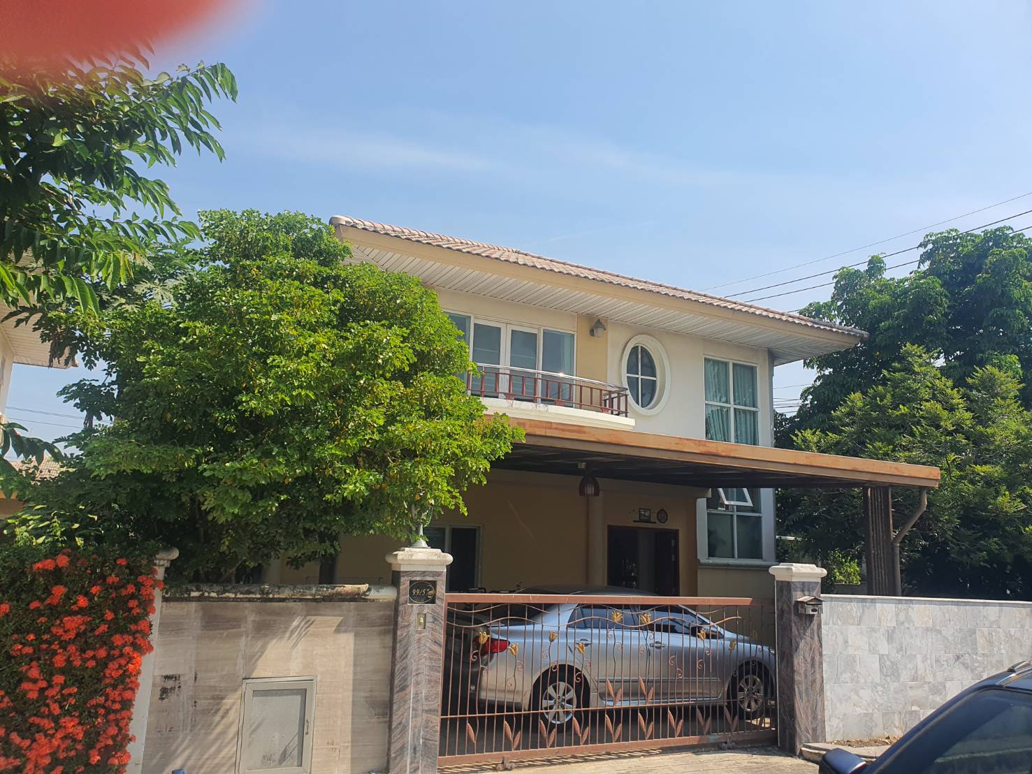 บ้าน2ชั้น ห้องนอน 3 ห้องน้ำ 3 จอดรถ  ขนาด 64.60 ตรว.