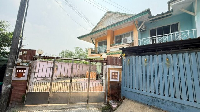ขายด่วน ทาวน์เฮ้าส์ บ้านพฤกษา 12 รังสิต - คลองสาม ทำเลดี ราคาถูก หลังมุม