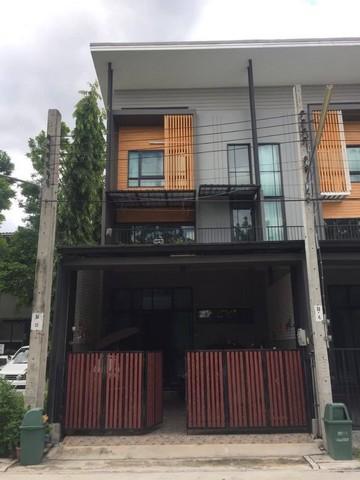 ขายทาวน์โฮม 3 ชั้น หมู่บ้าน Eco-Space เกษตร-นวมินทร์3 ใกล้ Chocolate ville