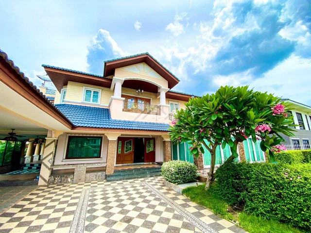 ขายบ้านเดี่ยวหรู 2 ชั้น  220 ตรว. โครงการอัมรินทร์นิเวศน์ 1 วงเวียนบางเขน ใกล้เซ็นทรัลรามอินทรา รถไฟฟ้า 2 สาย
