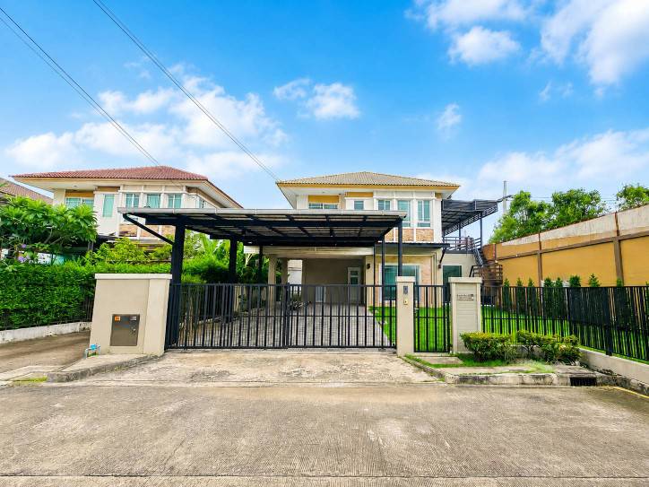 ขายบ้านเดี่ยว 2 ชั้น หลังริม หมู่บ้านมัณฑนา รามอินทรา–วงแหวน