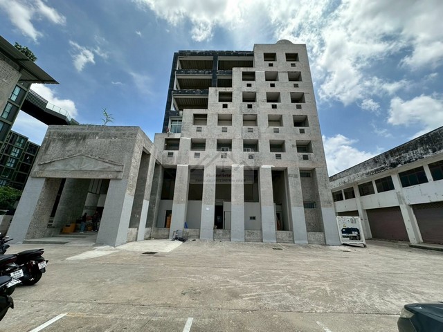 ให้เช่าอาคาร 7 ชั้น 4,200 ตร.ม. พร้อมโกดัง ทำเลศักยภาพ ศรีนครินทร์ ใกล้ซีคอน และรถไฟฟ้าสายสีเหลือง พร้อมรองรับทุกไอเดียการพัฒนาและปรับปรุง