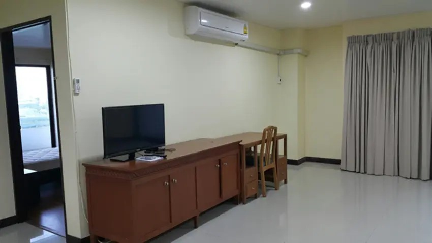 ขาย คอนโดบางนา คอมเพล็กซ์ 3 ห้องนอน 3 ห้องน้ำ ขนาด 189.97 ตร.ม. ย่านบางนา