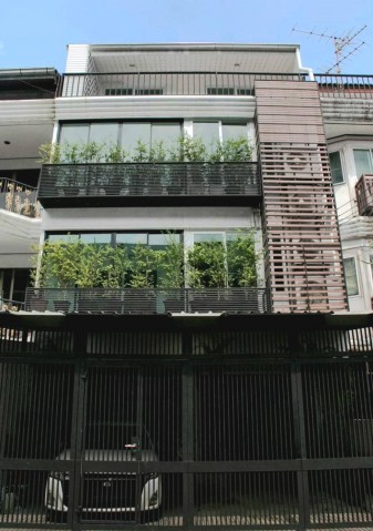 #ให้เช่าบ้าน 4 ชั้น ใจกลางอารีย์-พญาไท ซอยพหลโยธิน8 #เหมาะสำหรับทำAir-BNB ออฟฟิต  #ใกล้BTSอารีย์ 095-164-2956  KK