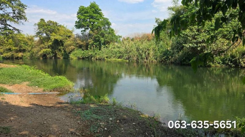ลดเป็นล้าน ที่ดินสวยติดถนนเลียบแม่น้ำนครนายก ต.สาริกา อ.เมืองนครนายก สำหรับคนที่มองหาแปลงริมน้ำทำเลท่องเที่ยว