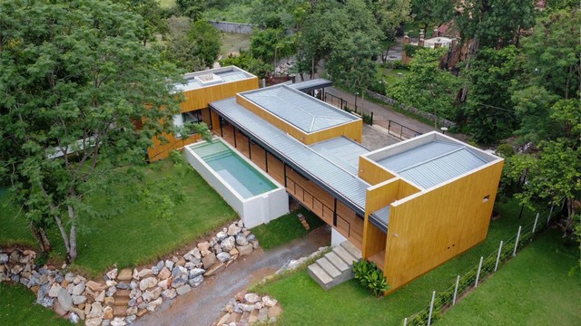 ขายบ้านพักตากอากาศสุดไพรเวท กลางเขาใหญ่ มีสวนและสระว่ายน้ำส่วนตัว