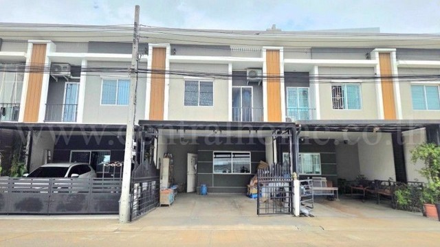 ทาวน์โฮม พลีโน่ ศรีนครินทร์ ศรีด่าน 22 ถนนศรีนครินท ต่อเดิมเต็ม พร้อมอยู่ ใกล้ MRT สถานีศรีแบริ่ง