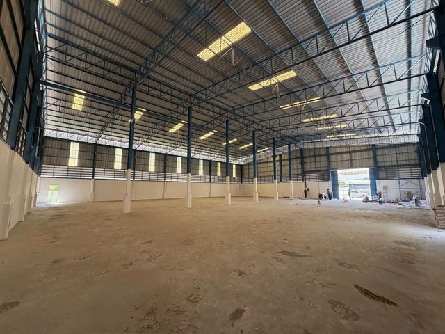 ให้เช่าโรงงาน ขนาด 1,050 ตร.ม. ผังม่วง โรงงานหลังเดี่ยวปรับปรุงใหม่ บนถนนเทพารักษ์ สมุปราการ