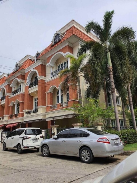 ให้เช่า ทาวน์โฮม 3 ชั้น หลังมุม โครงการ คาซ่า ซิตี้ Casa City ลาดพร้าว ซอยโยธินพัฒนาการ 3 ใกล้เลียบด่วน นวมินทร์111 ลาดพร้าว 101 โพธิ์แก้ว