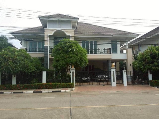 บ้านเดี่ยว 100 ตารางวา 450 ตารางเมตร 5 ห้องนอน 5 ห้องน้ำ หมู่บ้านงามเจริญ โครงการ 7 ใกล้เซ็นทรัลพระราม 2