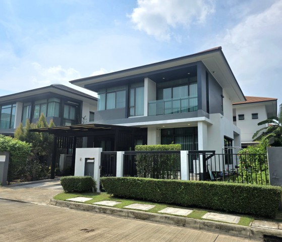 ขาย #บ้านเดี่ยว  หมู่บ้านเศรษฐสิริ กรุงเทพกรีฑา #ใกล้รรนานาชาติไบรท์ตัน 095-1642956  BB