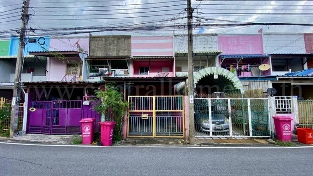 ทาวน์เฮ้าส์ ธารทอง 2 ซอยวัดลาดปลาดุกตรงข้าม JAS Green Village บางบัวทอง