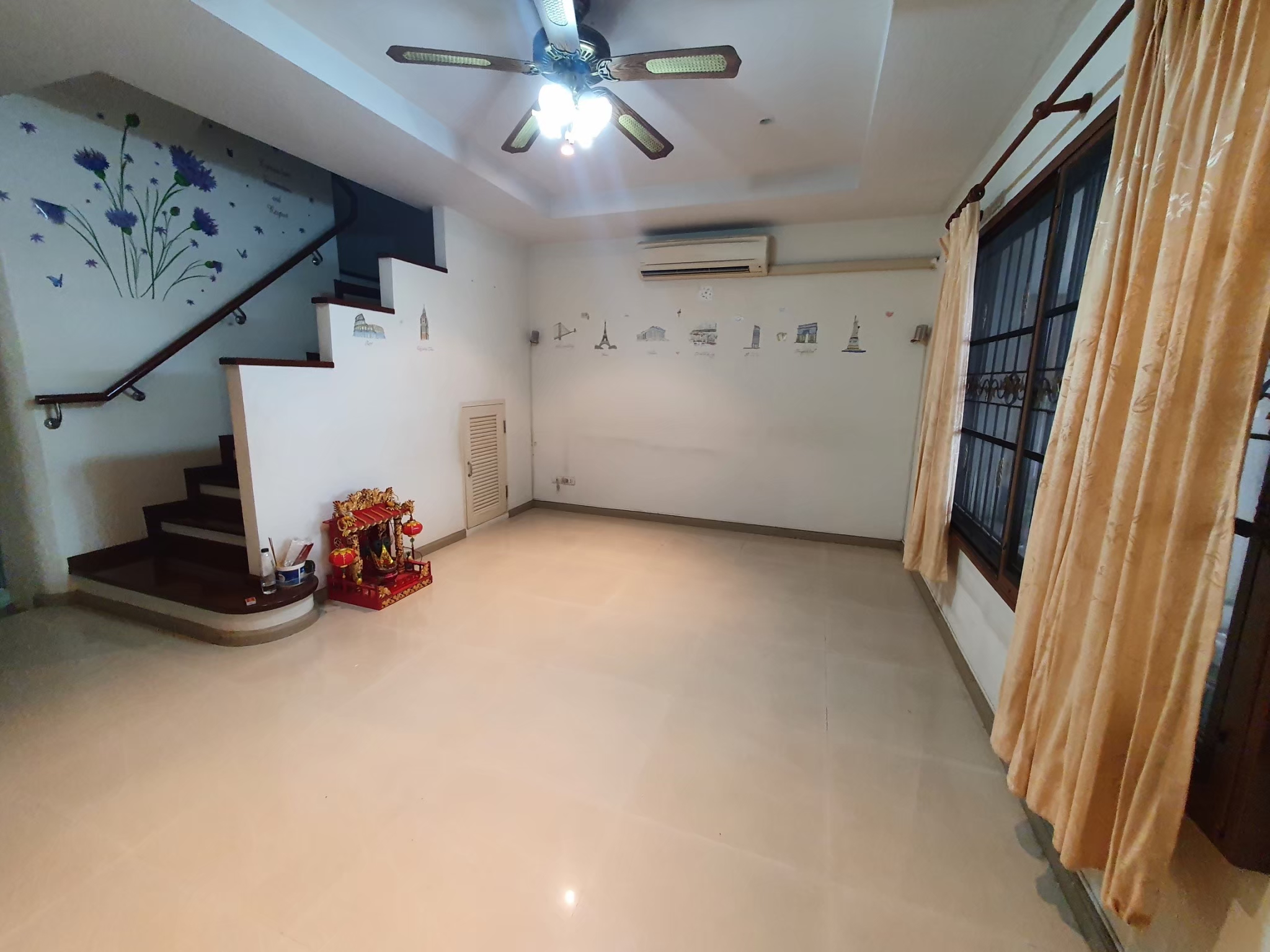 🏡 ทาวน์โฮม 3 ชั้น ศุภาลัย วิลล์ เอกมัย-รามอินทรา (ซอยนวลจันทร์ 64)